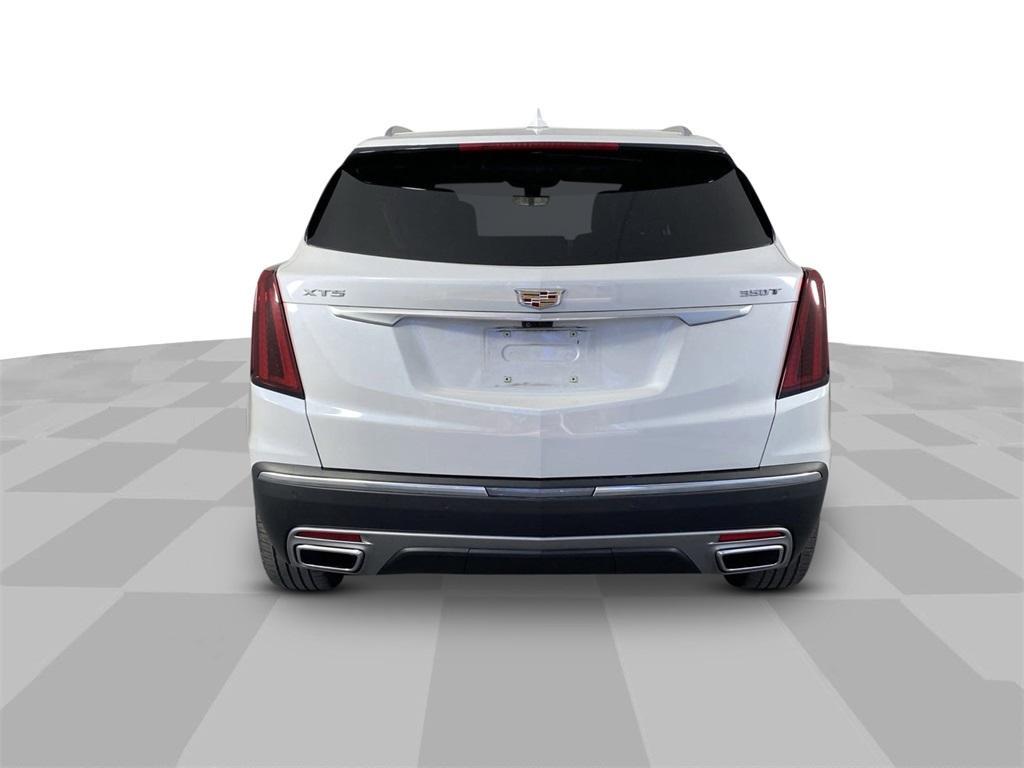 used 2022 Cadillac XT5 car, priced at $30,000