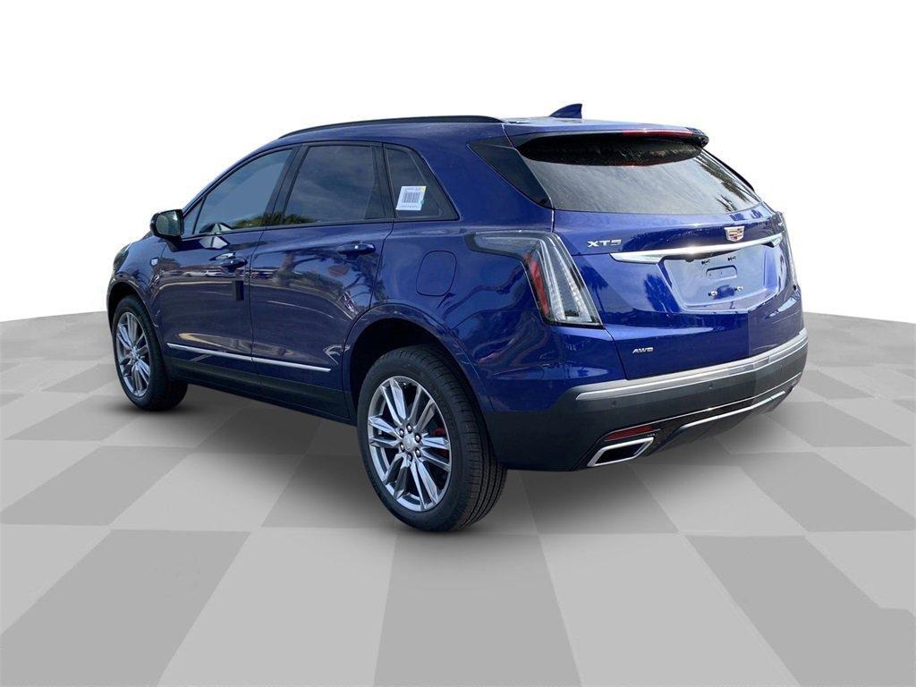 new 2025 Cadillac XT5 car, priced at $61,915