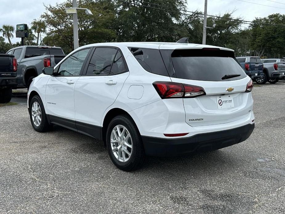 used 2022 Chevrolet Equinox car, priced at $21,222