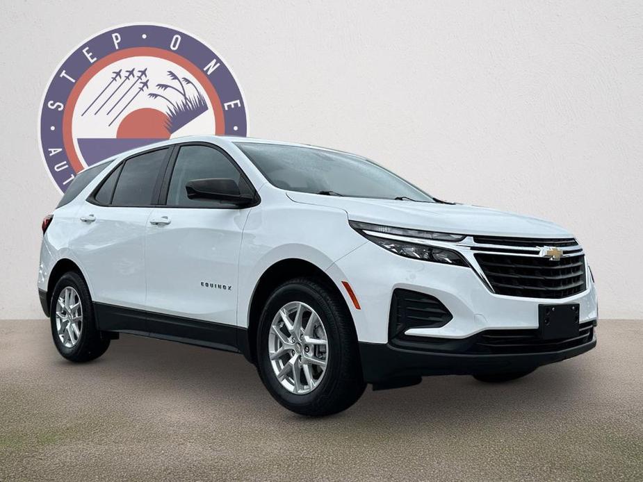 used 2022 Chevrolet Equinox car, priced at $21,222