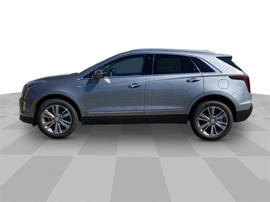 new 2025 Cadillac XT5 car, priced at $50,990