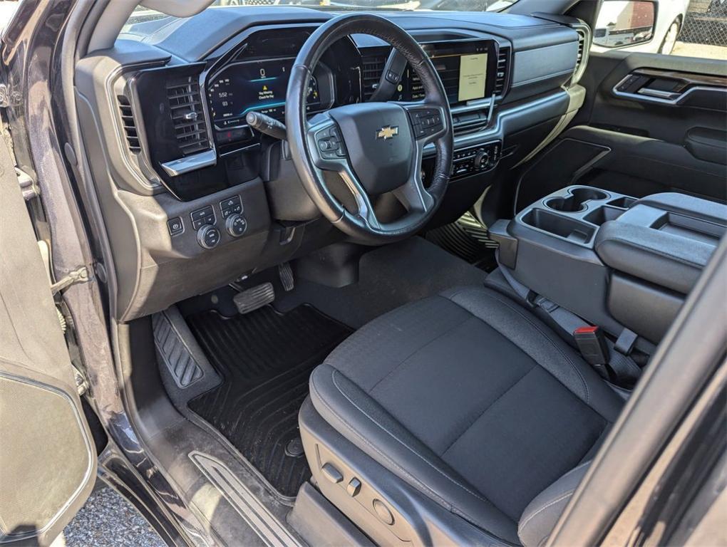 used 2022 Chevrolet Silverado 1500 car, priced at $39,977