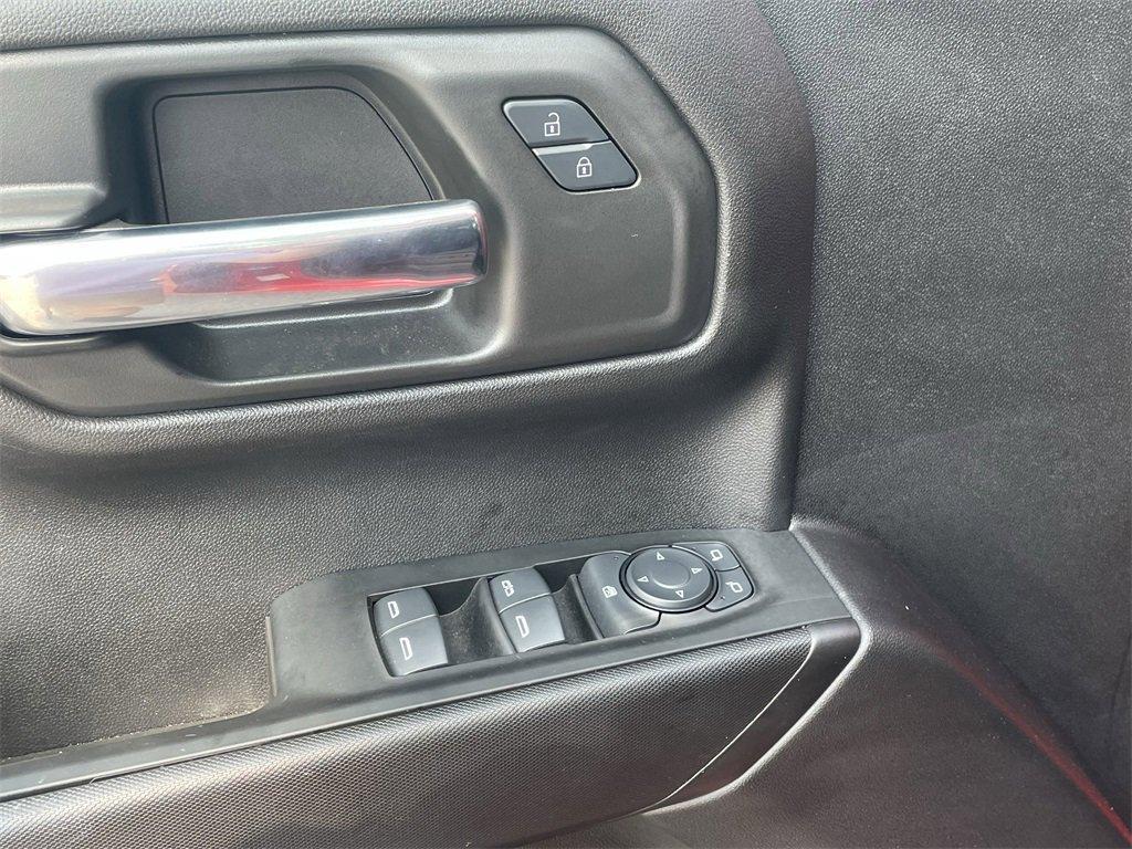 used 2024 GMC Sierra 1500 car, priced at $39,277