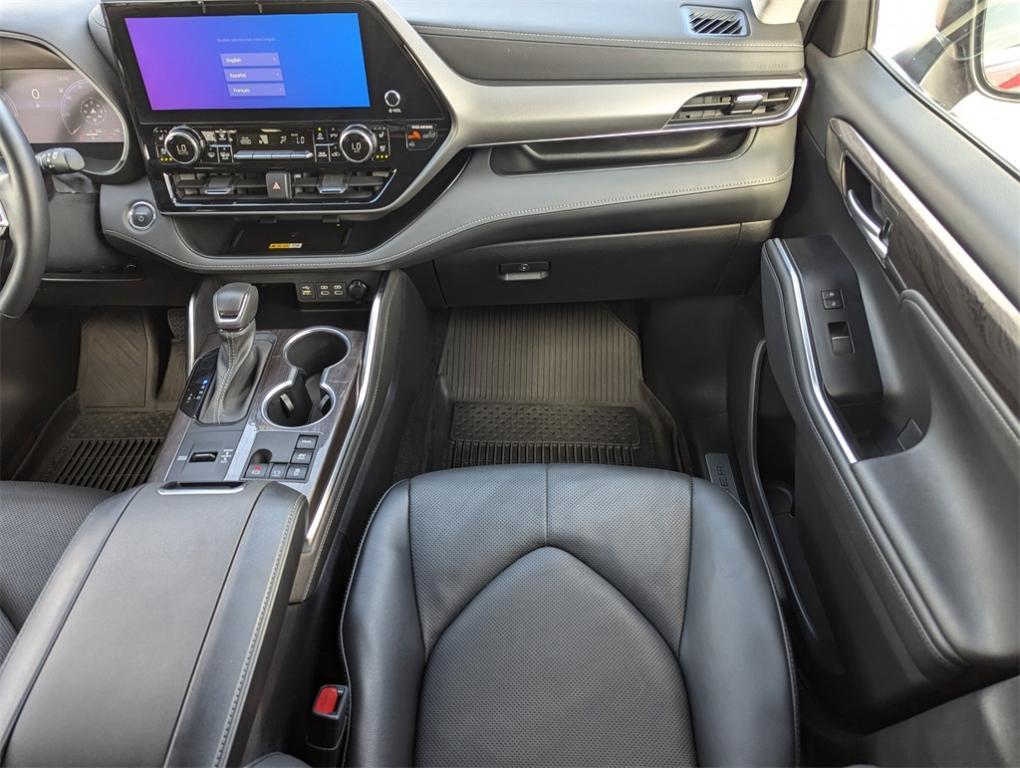 used 2023 Toyota Highlander Hybrid car, priced at $44,799