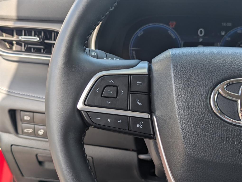 used 2023 Toyota Highlander Hybrid car, priced at $44,799