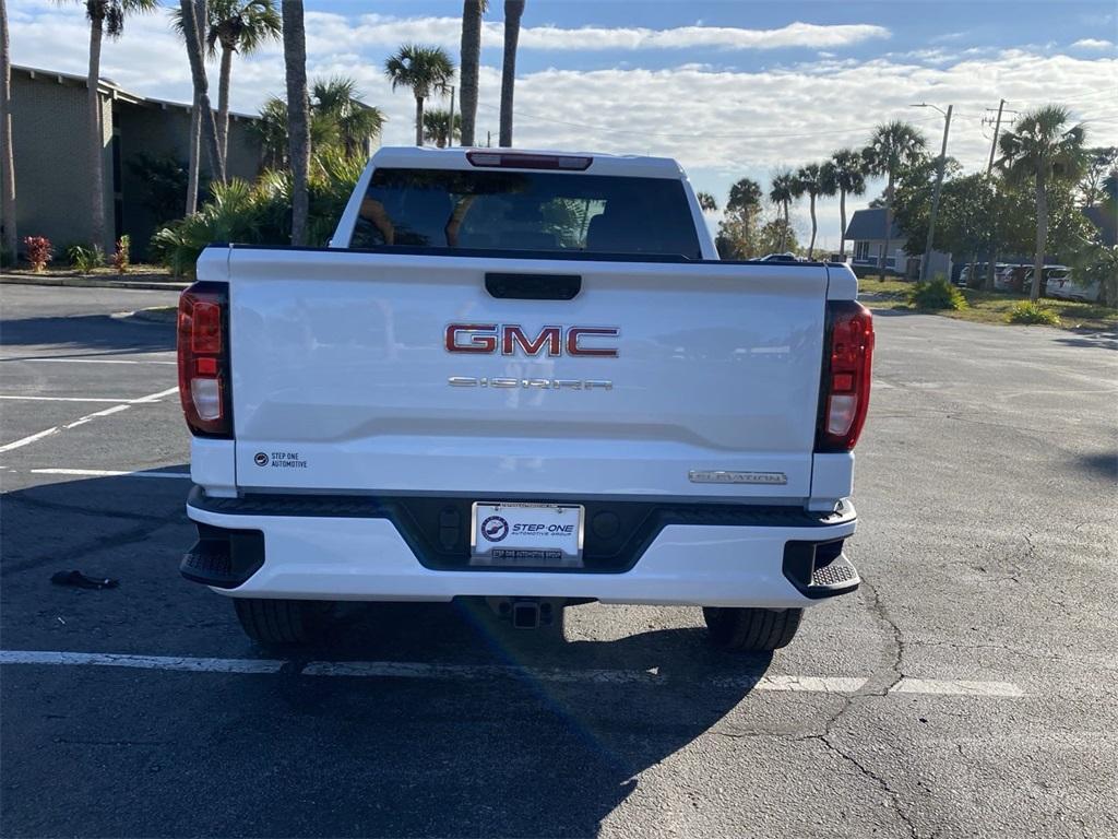 new 2025 GMC Sierra 1500 car, priced at $47,395