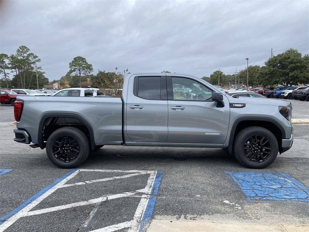 new 2025 GMC Sierra 1500 car, priced at $48,890