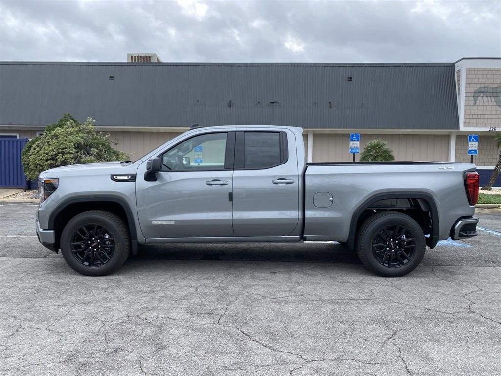 new 2025 GMC Sierra 1500 car, priced at $48,890