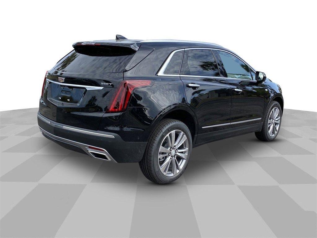 new 2025 Cadillac XT5 car, priced at $55,190