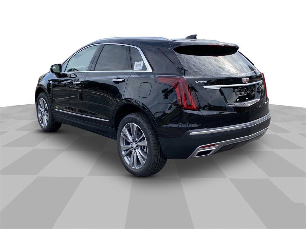 new 2025 Cadillac XT5 car, priced at $55,190