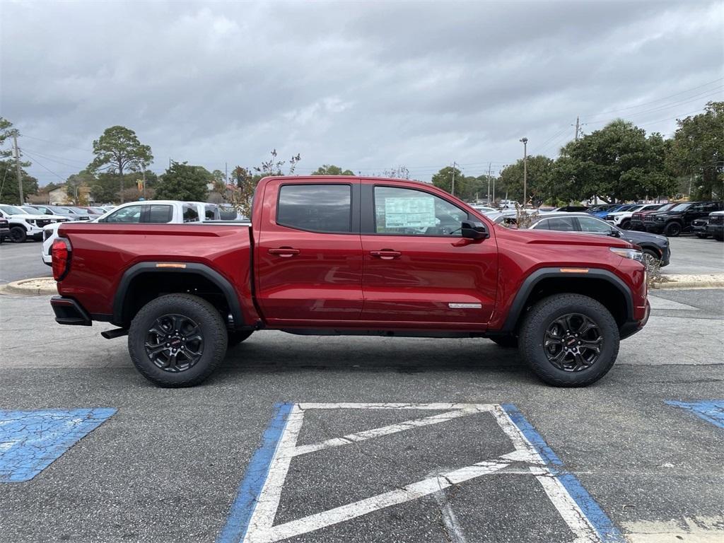 new 2024 GMC Canyon car, priced at $39,400