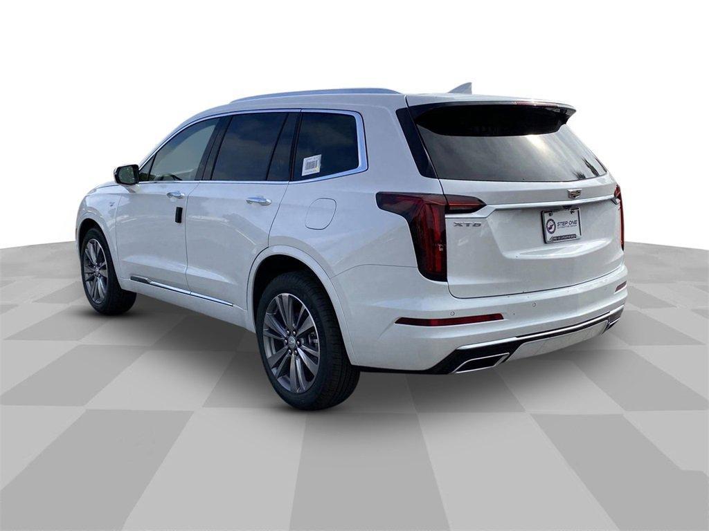 new 2025 Cadillac XT6 car, priced at $56,015