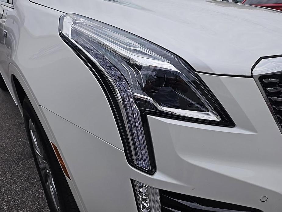 used 2023 Cadillac XT5 car, priced at $41,444