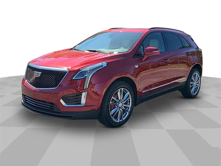 new 2025 Cadillac XT5 car, priced at $60,015