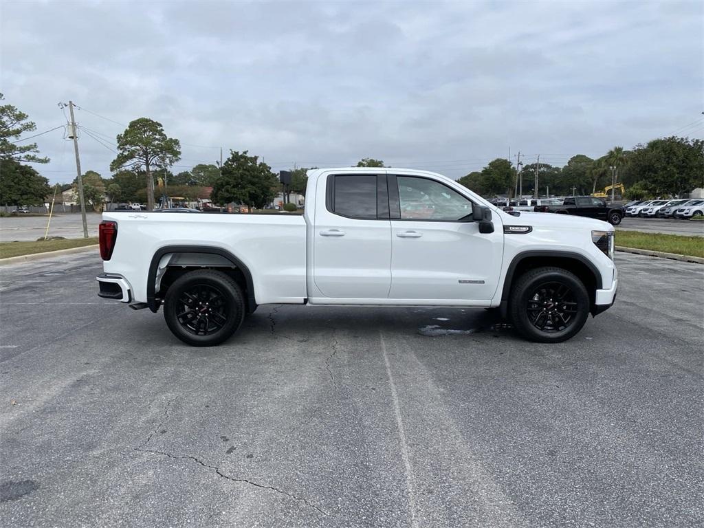 new 2025 GMC Sierra 1500 car, priced at $56,390