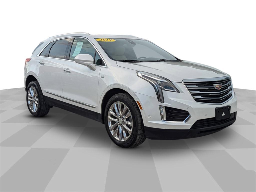 used 2019 Cadillac XT5 car, priced at $19,997