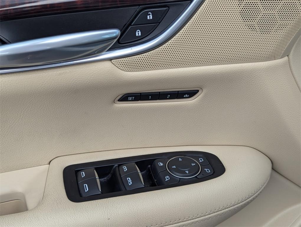 used 2019 Cadillac XT5 car, priced at $19,997