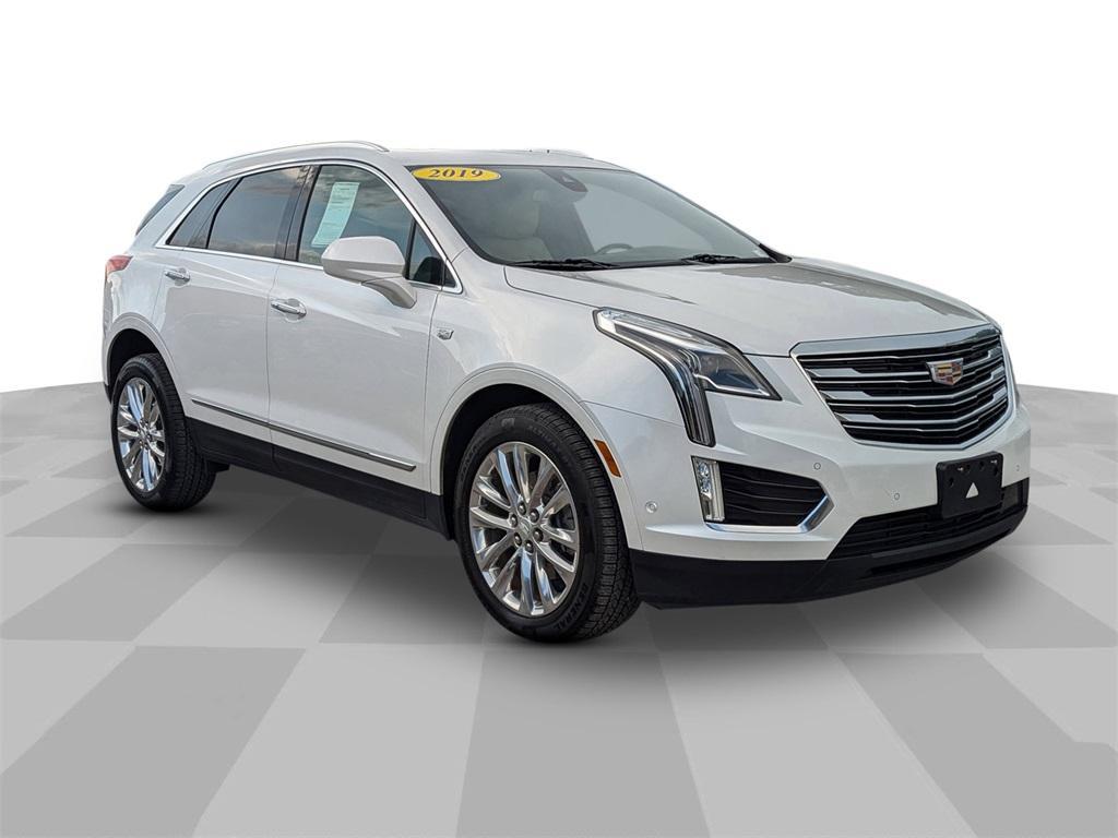 used 2019 Cadillac XT5 car, priced at $19,997