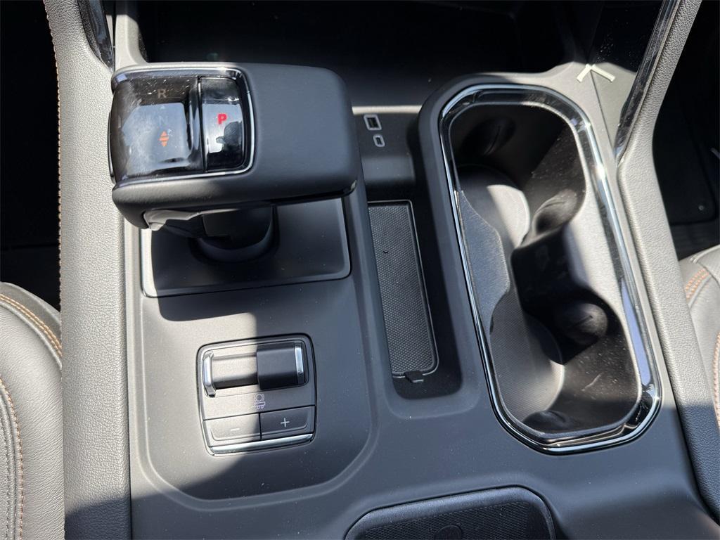 used 2024 GMC Sierra 1500 car, priced at $67,977
