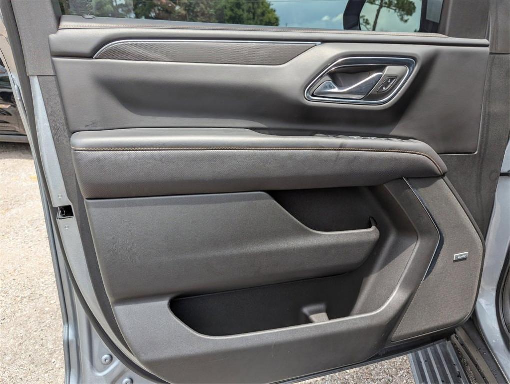 used 2023 GMC Yukon XL car, priced at $68,308