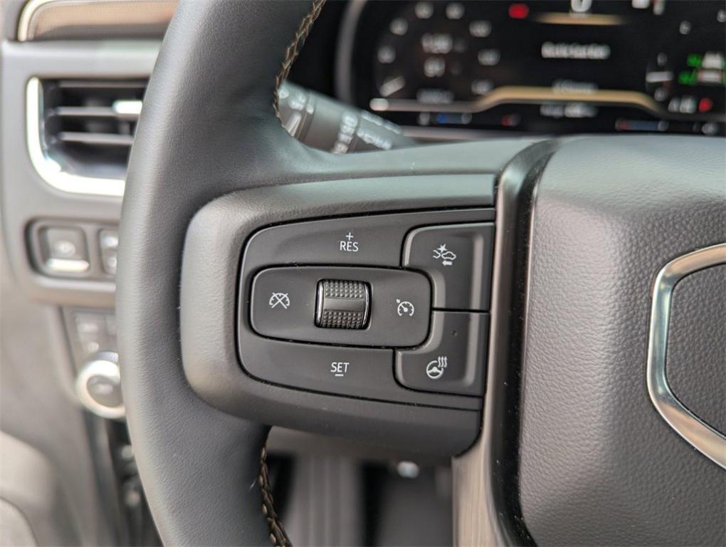used 2023 GMC Yukon XL car, priced at $68,308