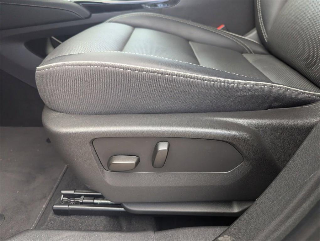 used 2023 Buick Envision car, priced at $25,977