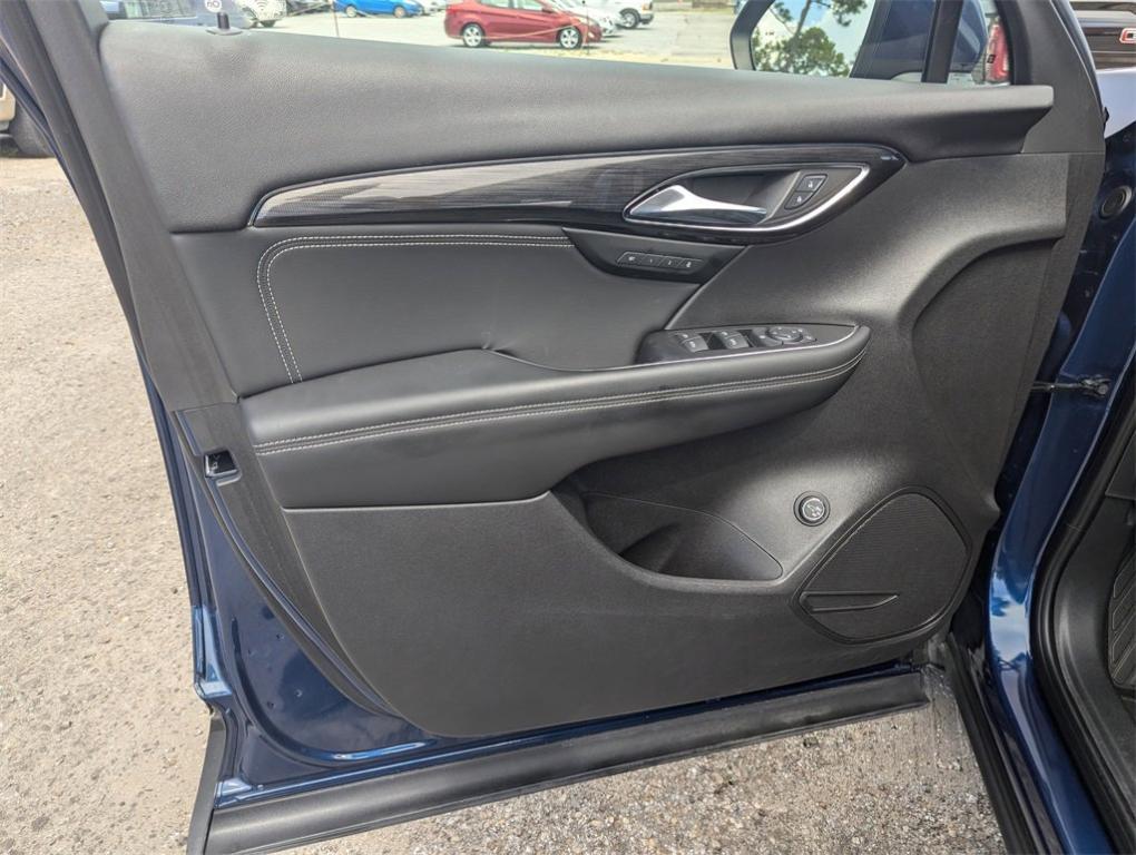 used 2023 Buick Envision car, priced at $25,977