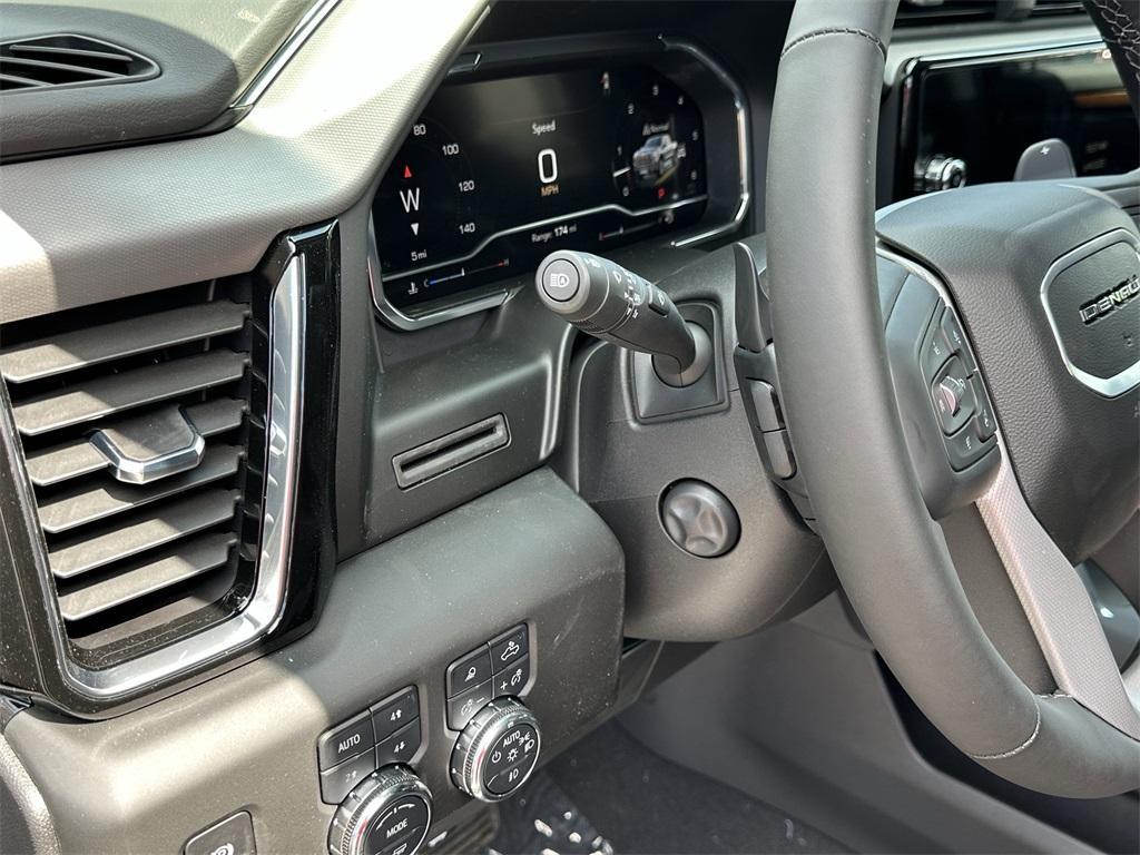 new 2025 GMC Sierra 1500 car, priced at $71,330