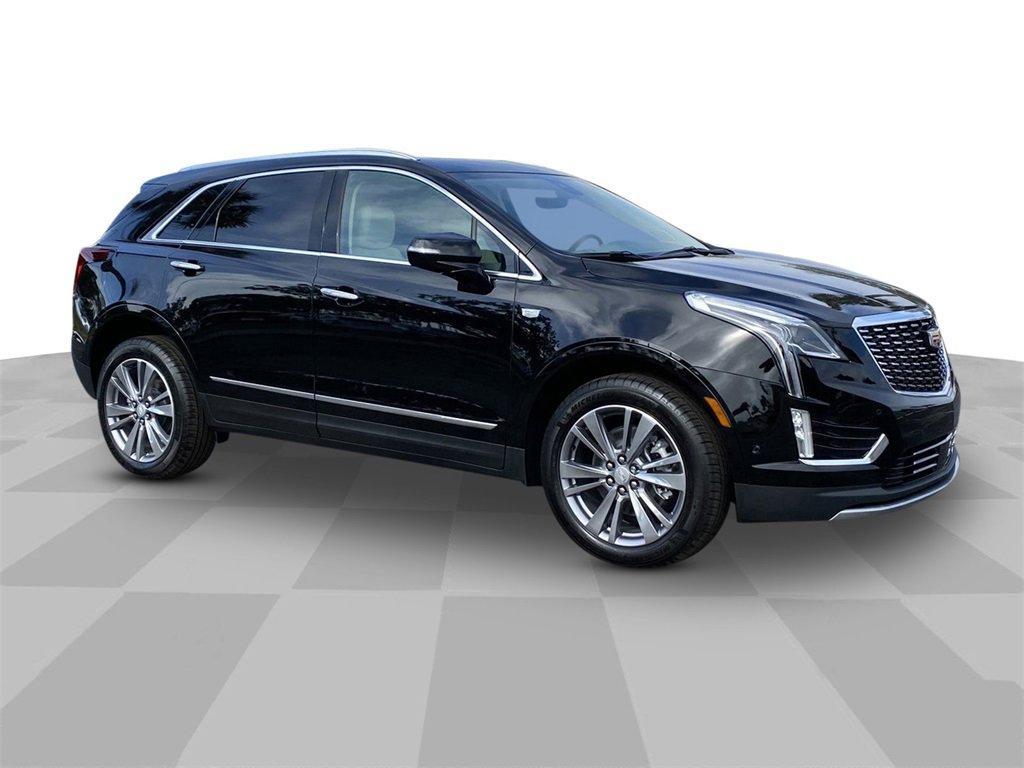 new 2025 Cadillac XT5 car, priced at $60,390