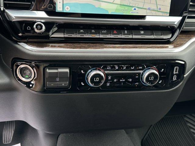 new 2025 GMC Sierra 1500 car, priced at $54,923