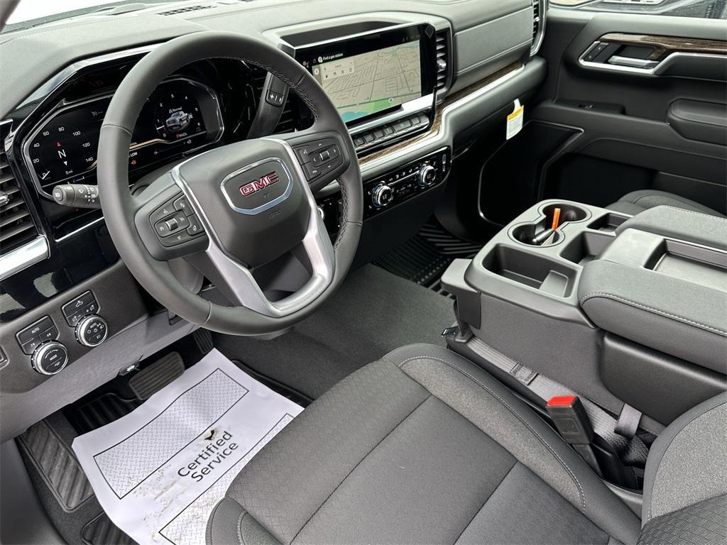 new 2025 GMC Sierra 1500 car, priced at $54,923