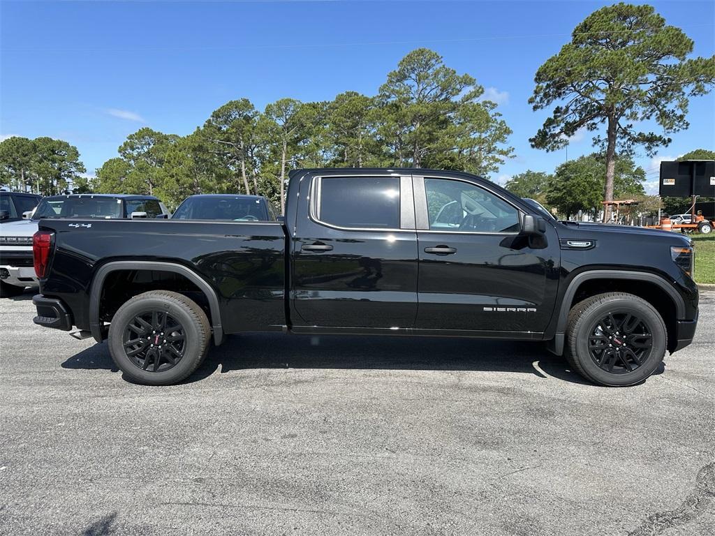 new 2025 GMC Sierra 1500 car, priced at $44,375