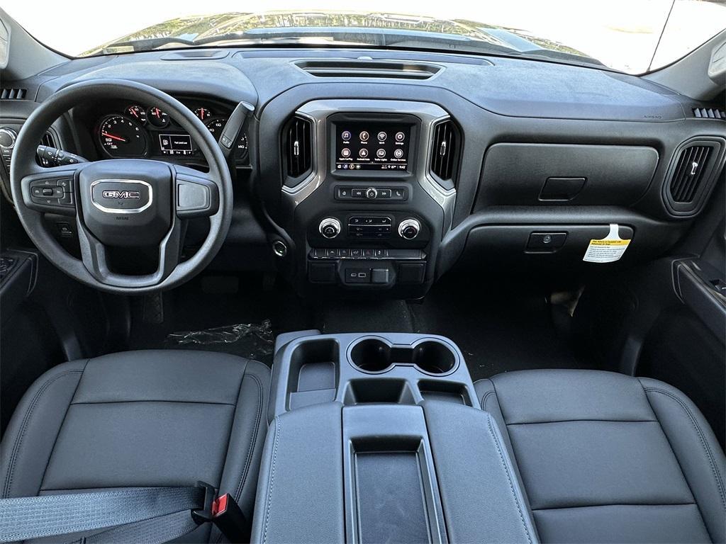 new 2025 GMC Sierra 1500 car, priced at $47,675
