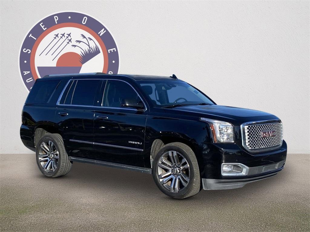 used 2017 GMC Yukon car, priced at $30,000