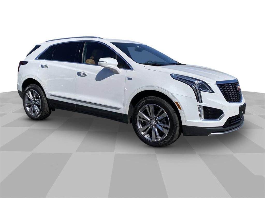 used 2024 Cadillac XT5 car, priced at $43,687