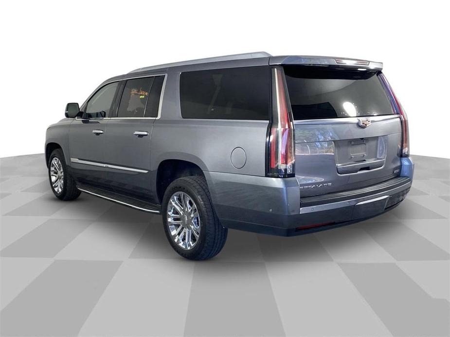 used 2020 Cadillac Escalade ESV car, priced at $38,899