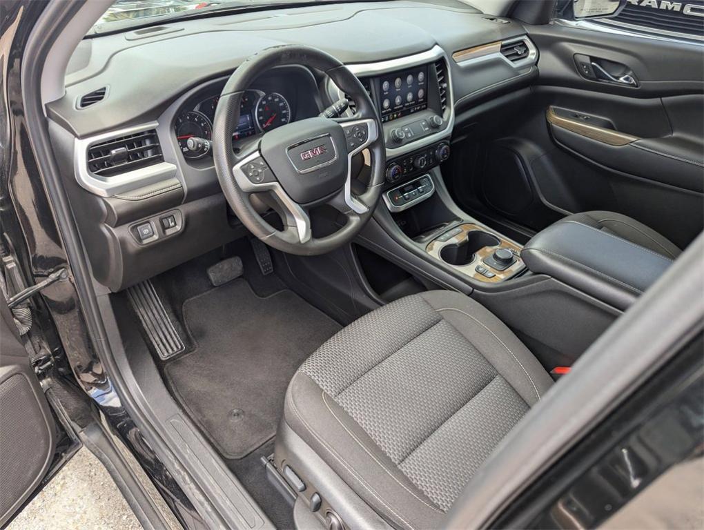used 2022 GMC Acadia car, priced at $28,997