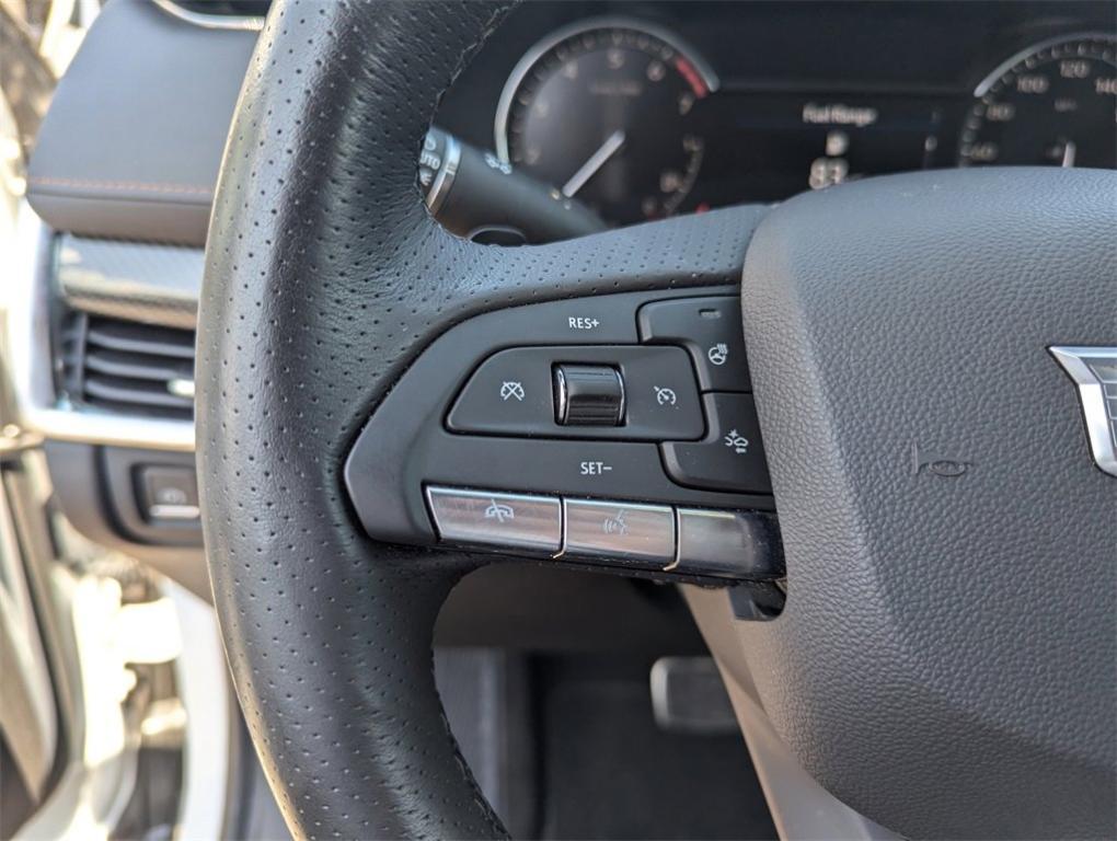 used 2022 Cadillac XT4 car, priced at $32,977