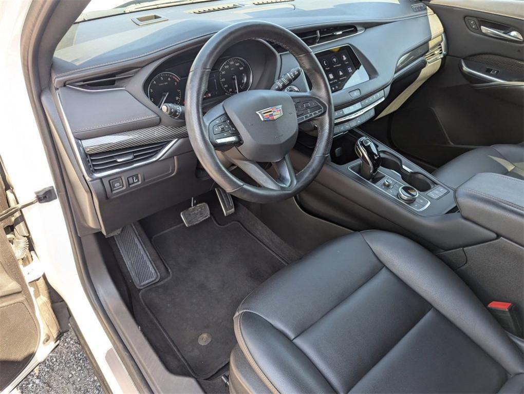 used 2022 Cadillac XT4 car, priced at $32,977