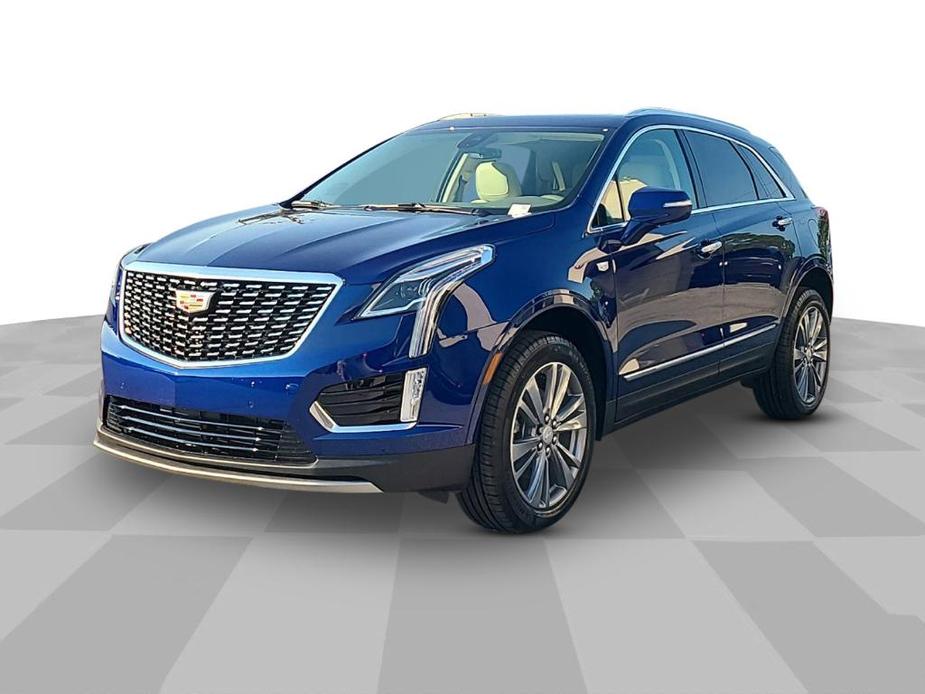 new 2025 Cadillac XT5 car, priced at $52,615