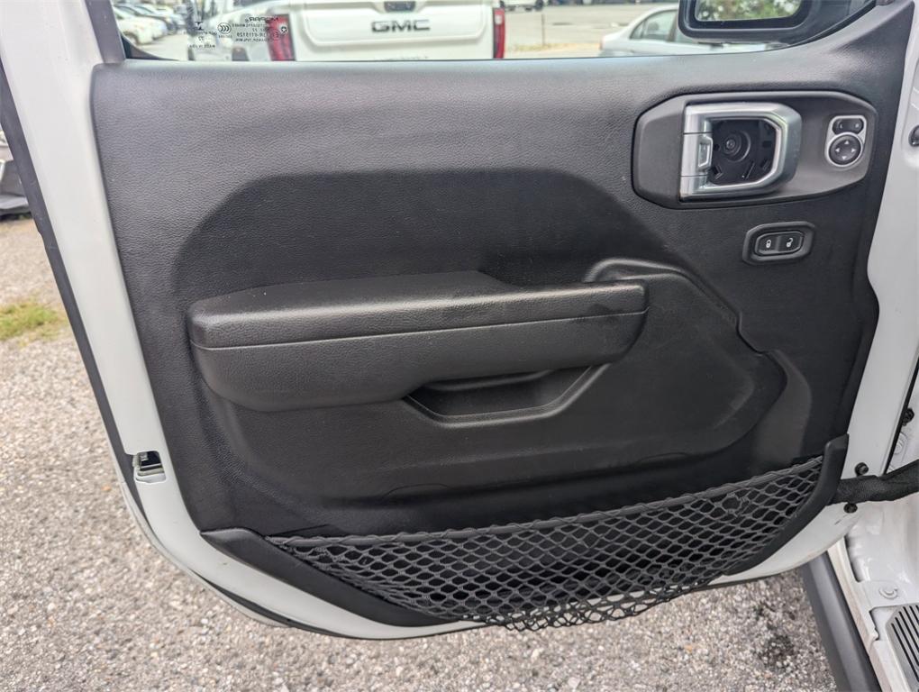 used 2022 Jeep Wrangler Unlimited car, priced at $30,874