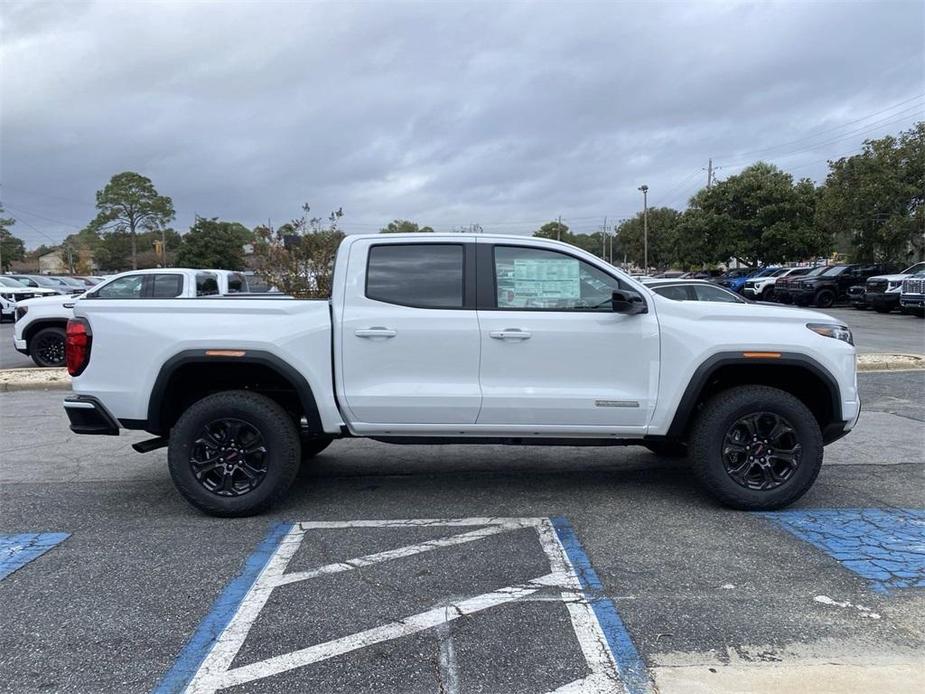 new 2024 GMC Canyon car, priced at $41,255