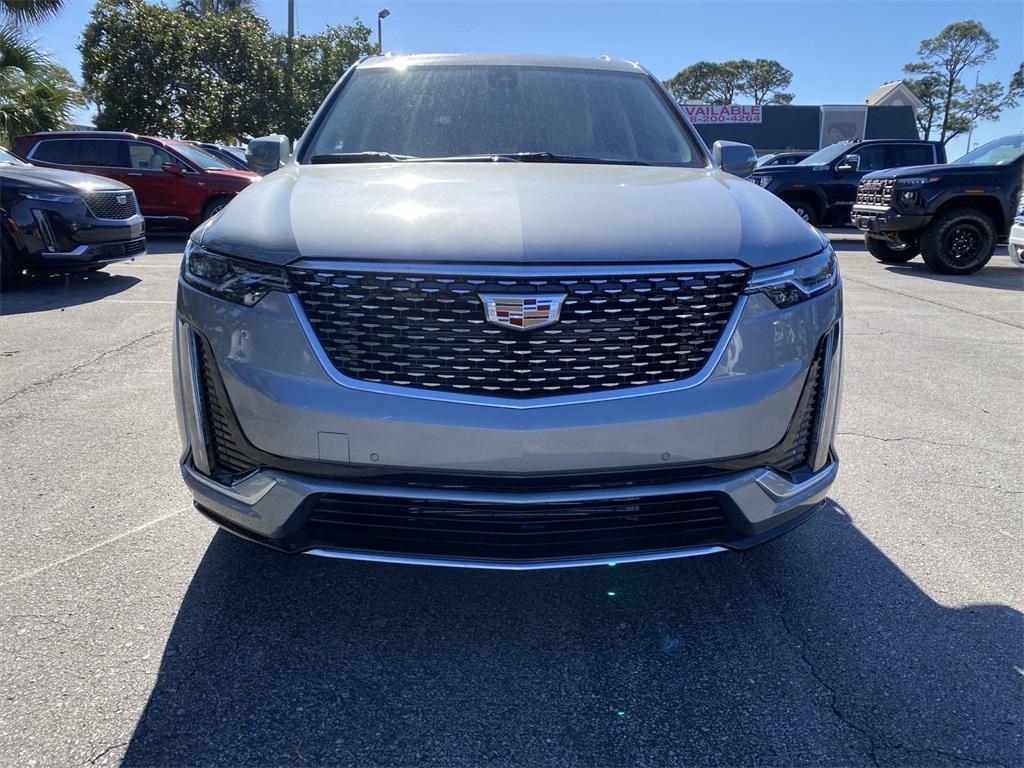 new 2025 Cadillac XT6 car, priced at $54,790