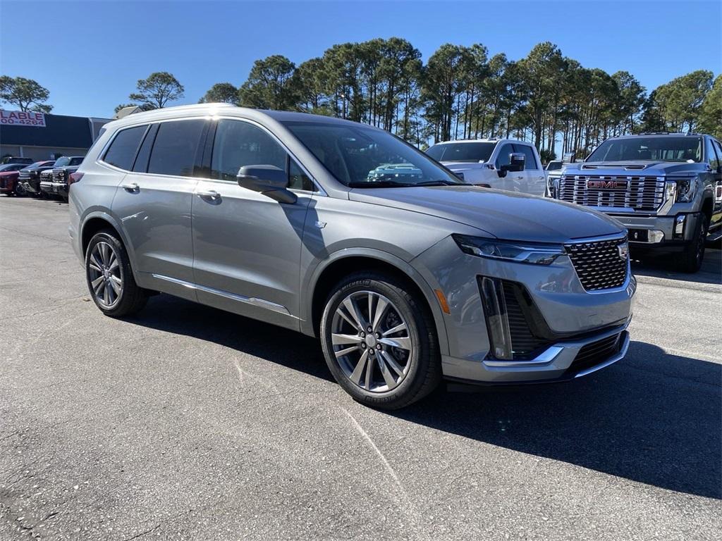 new 2025 Cadillac XT6 car, priced at $54,790