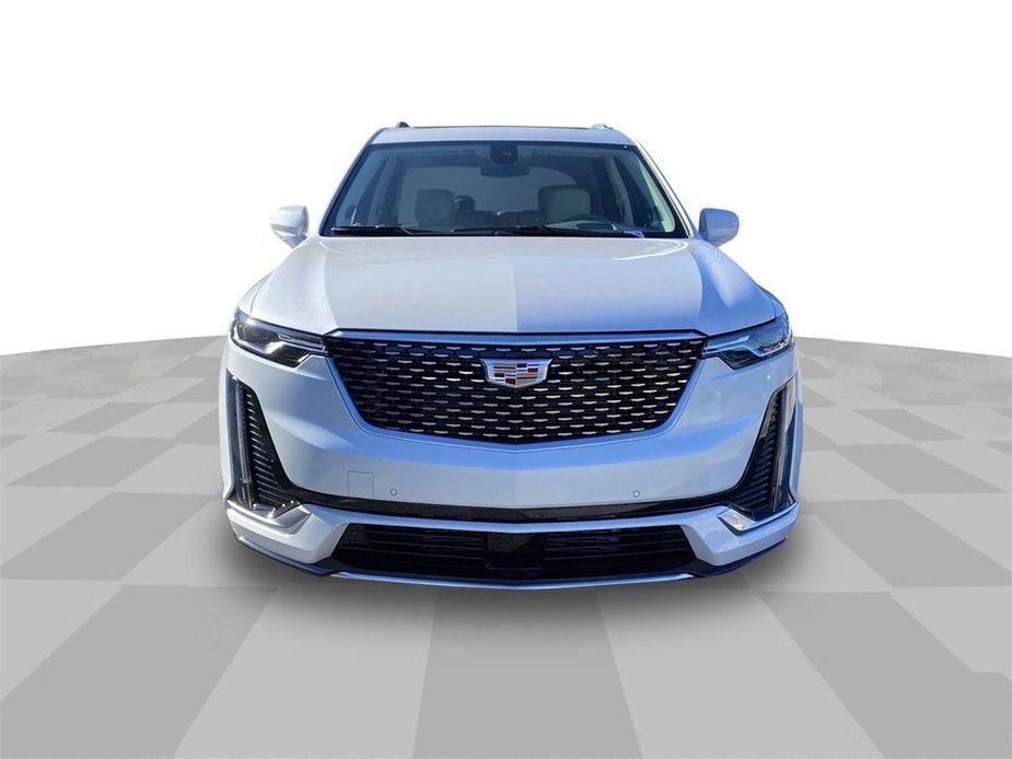 new 2025 Cadillac XT6 car, priced at $60,815