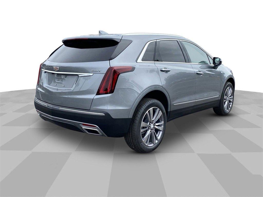 new 2025 Cadillac XT5 car, priced at $50,990