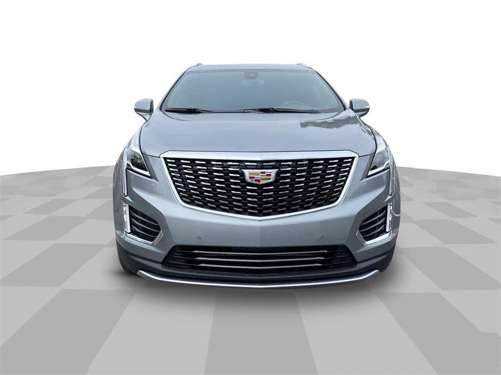 new 2025 Cadillac XT5 car, priced at $50,990