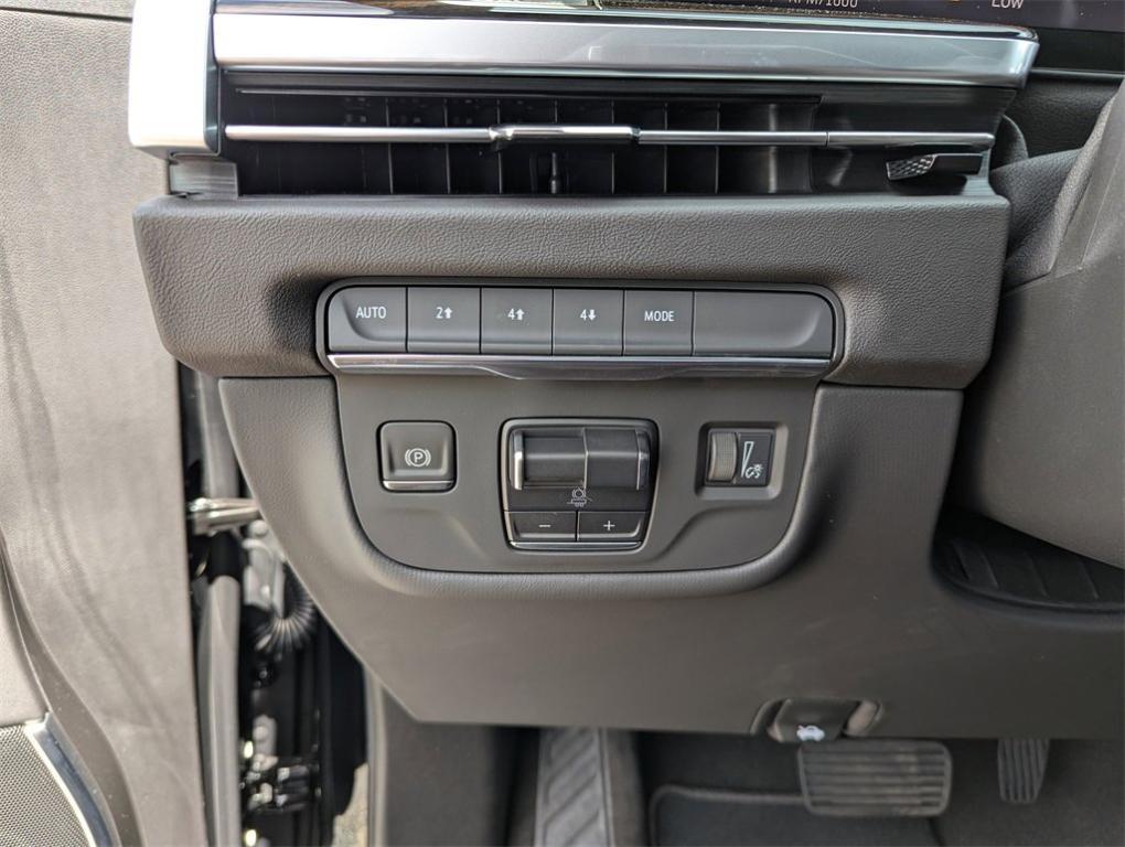 new 2025 Cadillac Escalade car, priced at $107,495
