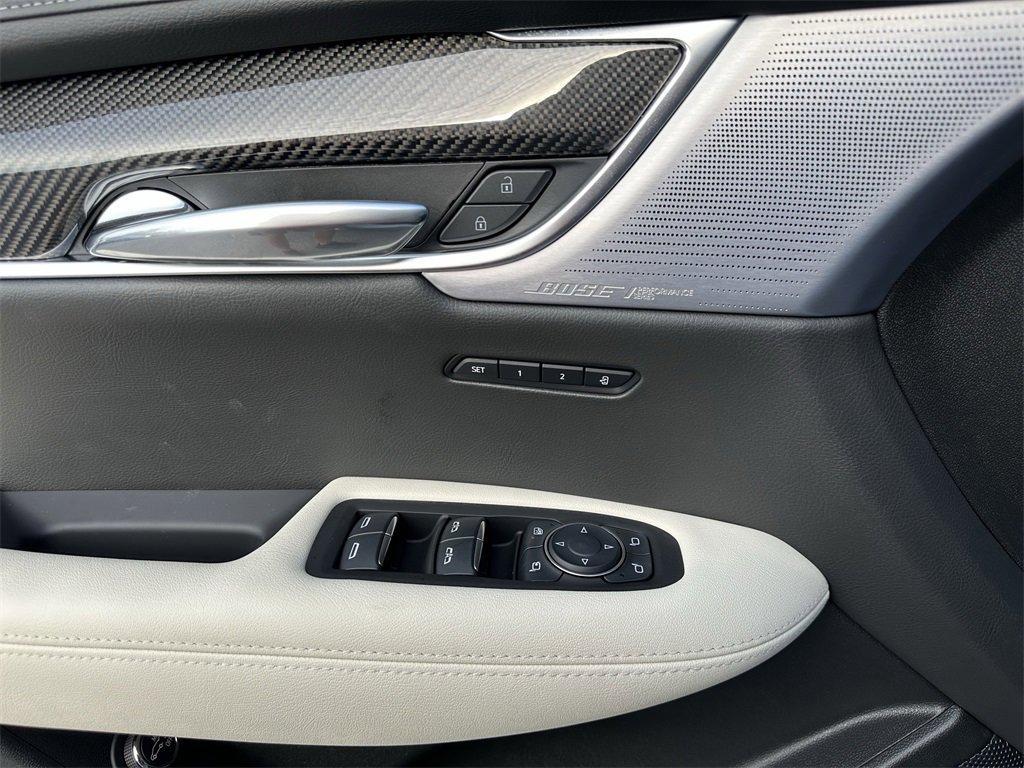new 2025 Cadillac XT6 car, priced at $67,910