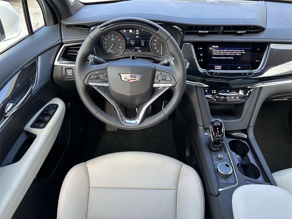 new 2025 Cadillac XT6 car, priced at $67,910